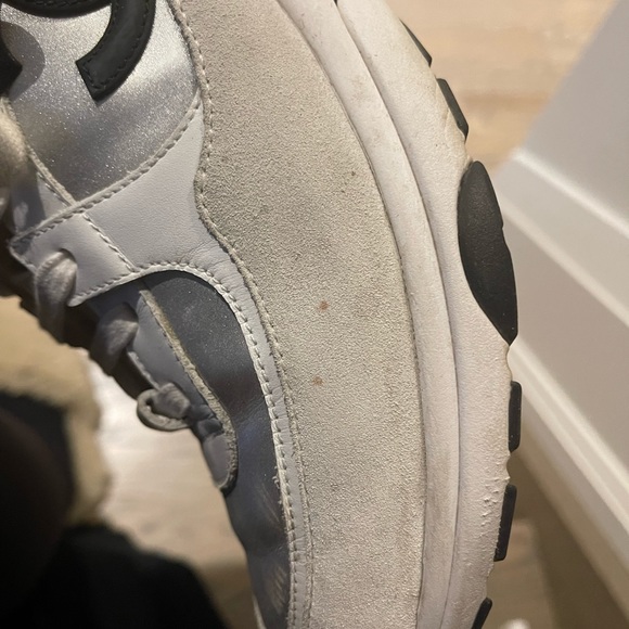 CHANEL women’s sneakers - Picture 7 of 10